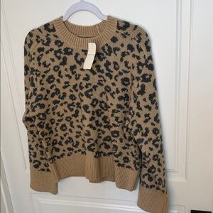 Abercrombie & Fitch Tan and Black Leopard Sweater